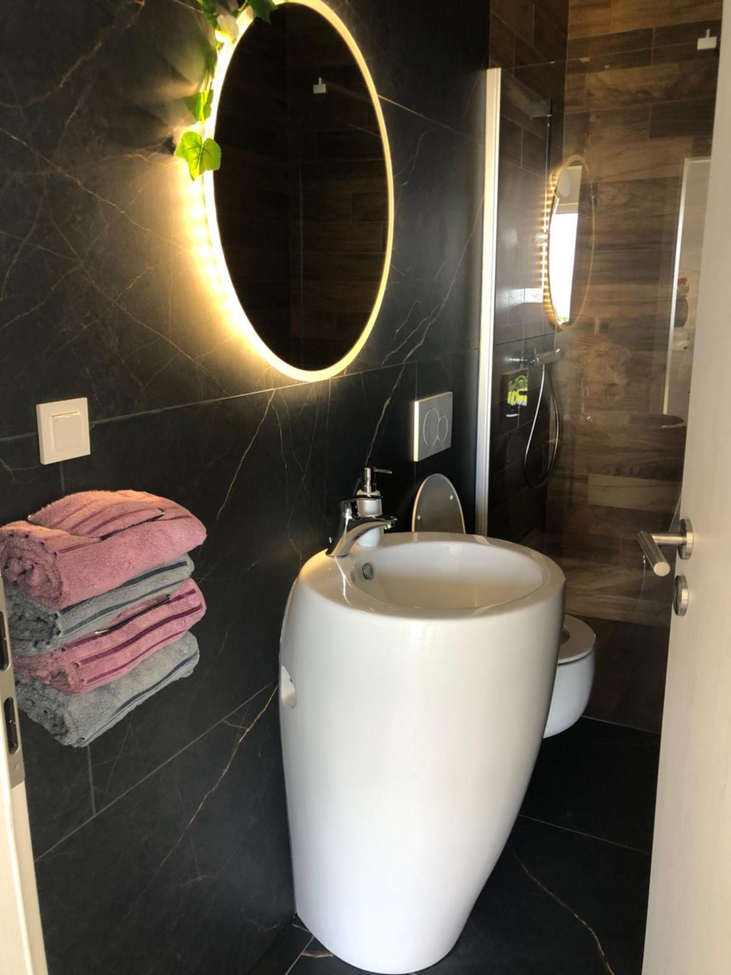 Apartmaji Meli Pu Izola Exterior foto